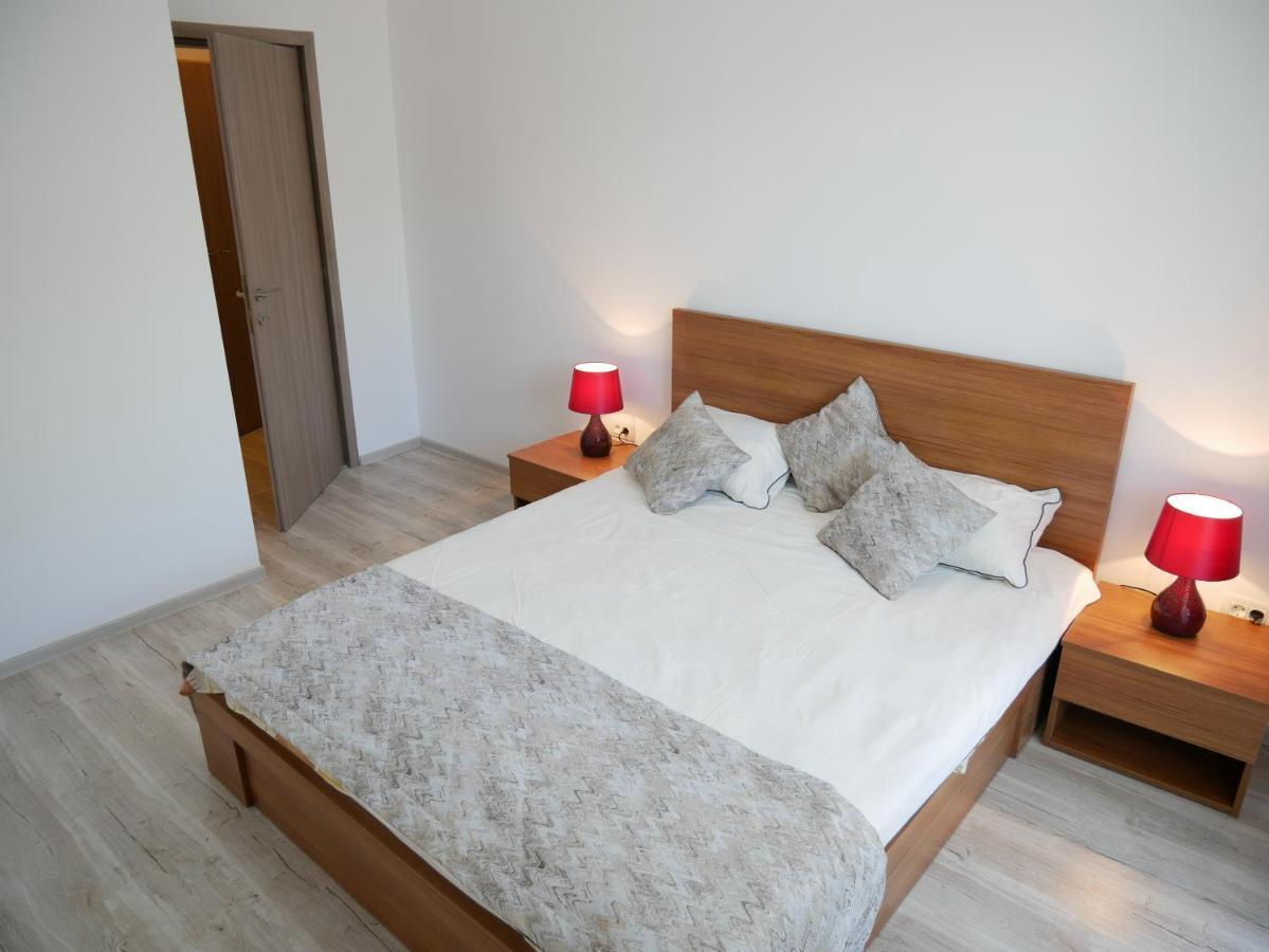 Riky Apart Mountain View Apartment Sinaia Luaran gambar